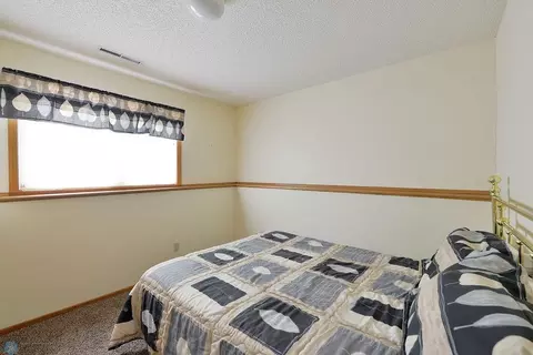 2802 24th Ave S, Fargo, ND 58103 photo 23