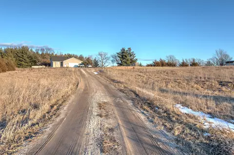 28436 152nd St NW, Zimmerman, MN 55398