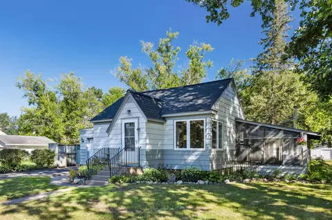 1223 L St NE, Brainerd, MN 56401