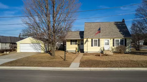 223 Prospect St SE, Chatfield, MN 55923
