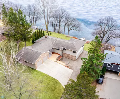 785 W Latoka Dr SW, Alexandria, MN 56308