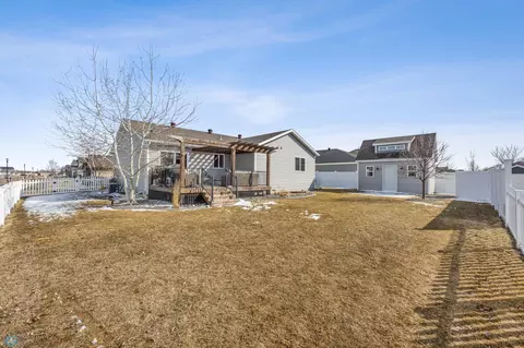 5607 67th St S, Fargo, ND 58104 photo 31