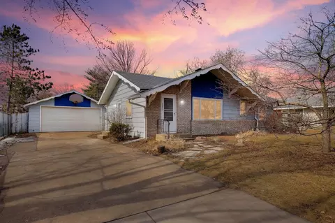 11562 Wren St NW, Coon Rapids, MN 55433