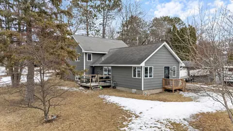 921 NW 7th St, Grand Rapids, MN 55744