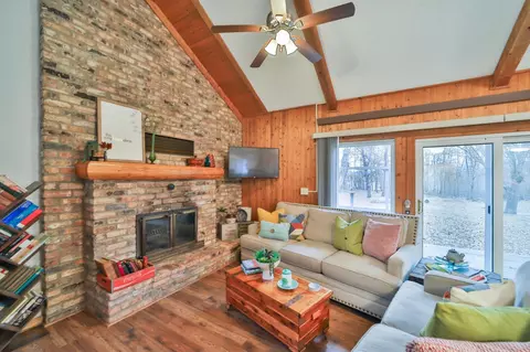 Living - 13237 Norway Dr, Baxter, MN 56425 photo 2 of 6
