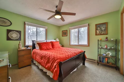 Bedroom - 13237 Norway Dr, Baxter, MN 56425 photo 3 of 6