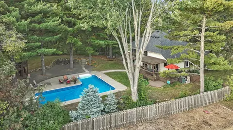 26190 Glen Oak Dr, Wyoming, MN 55092