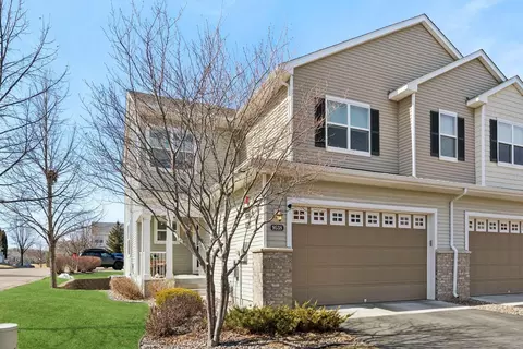 9538 Roosevelt Dr, Chanhassen, MN 55317