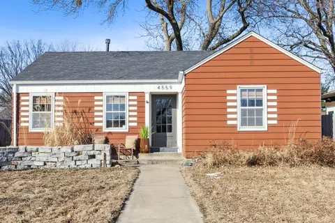 4559 Upton Ave N, Minneapolis, MN 55412