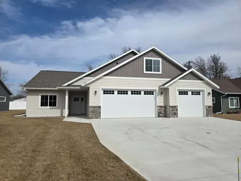 258 Rodeo Rd, Alexandria, MN 56308