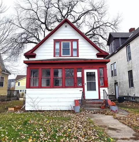 1218 Como Ave SE, Minneapolis, MN 55414