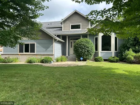 1507 Arden Vista Ct, Arden Hills, MN 55112