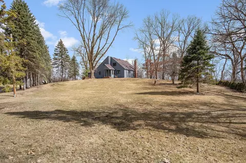 11970 162nd St W, Lakeville, MN 55044