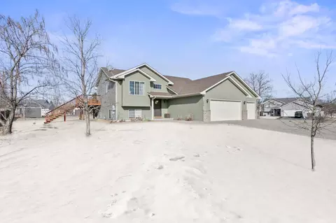 1200 3rd St S, Princeton, MN 55371