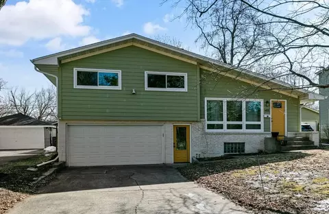 1416 Rhode Island Ave N, Golden Valley, MN 55427