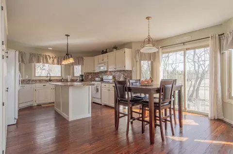 Kitchen - 35455 100th Ave, Onamia, MN 56359 photo 1 of 7