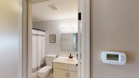Bath - 35455 100th Ave, Onamia, MN 56359 photo 3 of 11