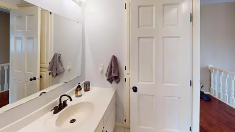 Bath - 35455 100th Ave, Onamia, MN 56359 photo 2 of 11