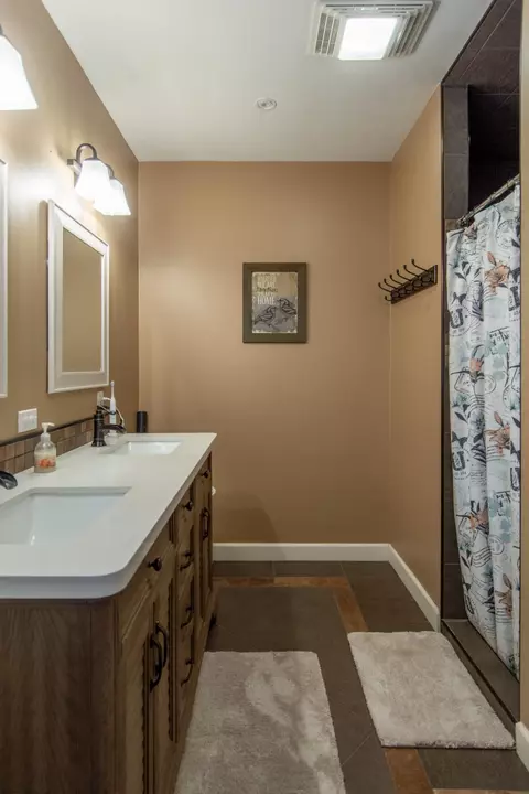 Bath - 35455 100th Ave, Onamia, MN 56359 photo 10 of 11