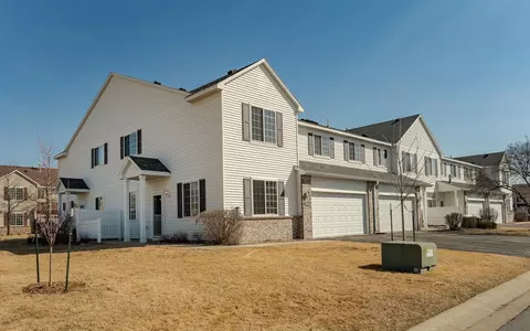 6246 29th Ave NW, Rochester, MN 55901