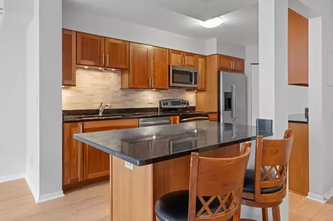 401 S 1st St #310, Minneapolis, MN 55401