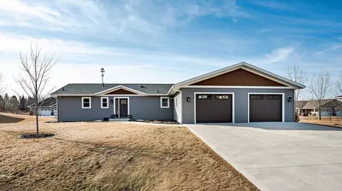 110 Hidden Meadows Dr, Battle Lake, MN 56515