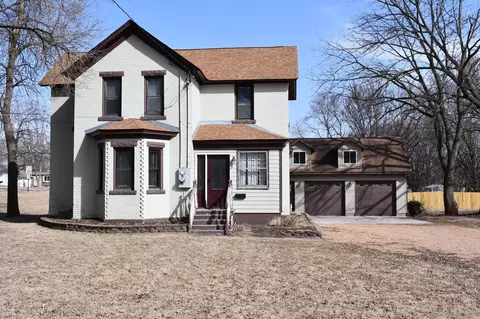 407 5th St NE, Montgomery, MN 56069