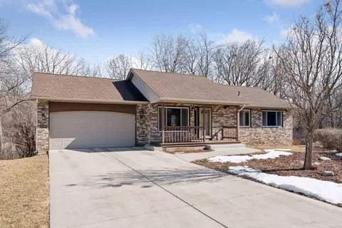 13195 Glenhurst Ave, Savage, MN 55378