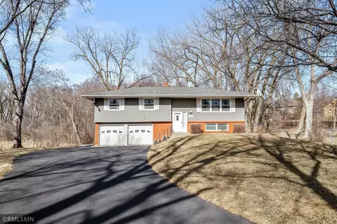 1775 Monn Ct, White Bear Lake, MN 55110