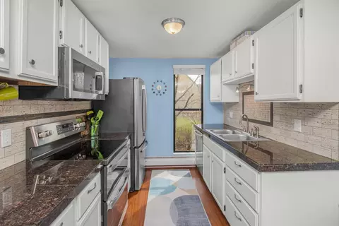 1801 Elliot Ave #5, Minneapolis, MN 55404