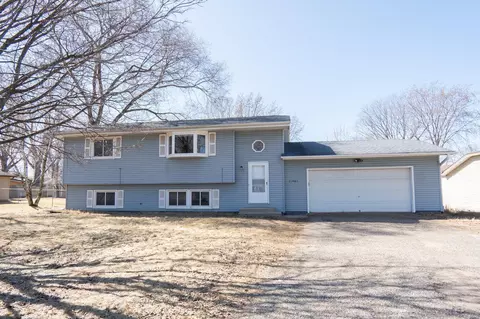 11983 Winnetka Ave N, Champlin, MN 55316