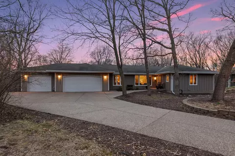 13307 Ellice Ct, Apple Valley, MN 55124