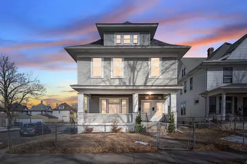 677 Fuller Ave, Saint Paul, MN 55104
