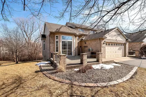 7033 Connelly Ct, Savage, MN 55378