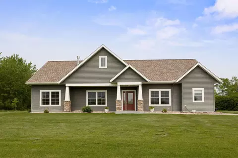 20790 196th Rd, Hutchinson, MN 55350