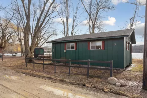 6000 Fairbanks Path #6, Faribault, MN 55021