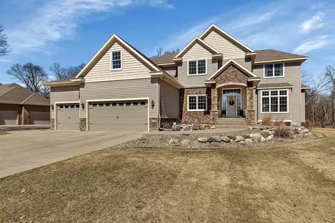 1809 34th St N, Sartell, MN 56377