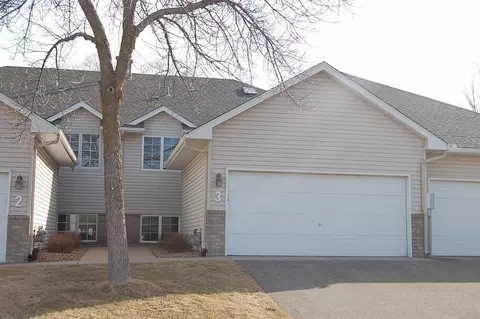 5594 Nathan Ln N #3, Plymouth, MN 55442