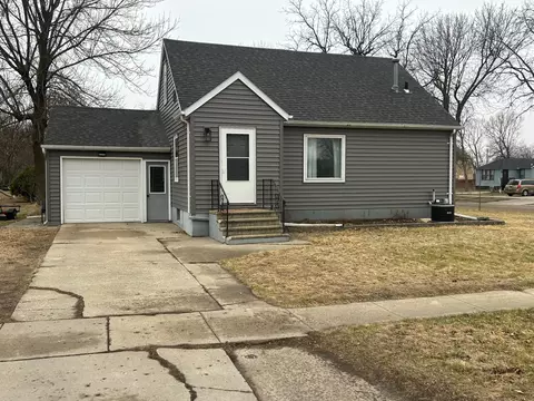 1119 Grand Ave, Worthington, MN 56187