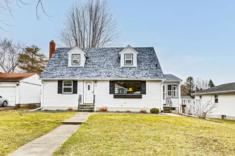 2117 Belmont Ln E, North Saint Paul, MN 55109
