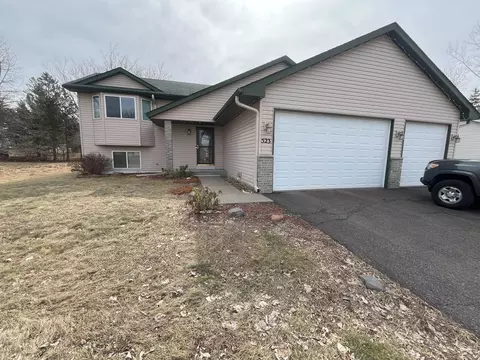 523 Horseshoe Ln, Braham, MN 55006