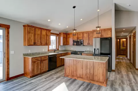 1628 72nd Ave, Hammond, WI 54015