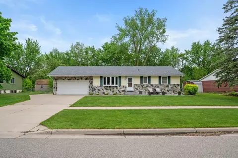 7382 167th St W, Rosemount, MN 55068