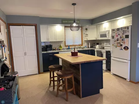 Kitchen - 404 10th Ave E, Lisbon, ND 58054 photo 1 of 3