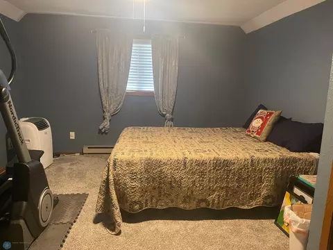 Bedroom - 404 10th Ave E, Lisbon, ND 58054 photo 5 of 5