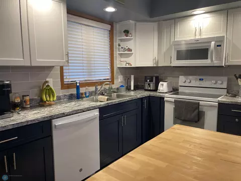 Kitchen - 404 10th Ave E, Lisbon, ND 58054 photo 2 of 3