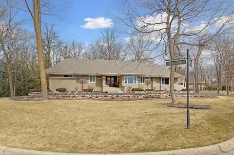 8700 Sherwood Blf, Eden Prairie, MN 55347