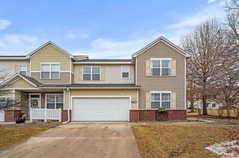 1929 Sierra Dr #1504, Hastings, MN 55033