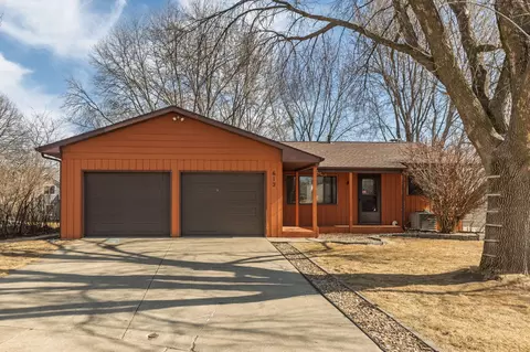 612 33rd Street Ln NW, Rochester, MN 55901