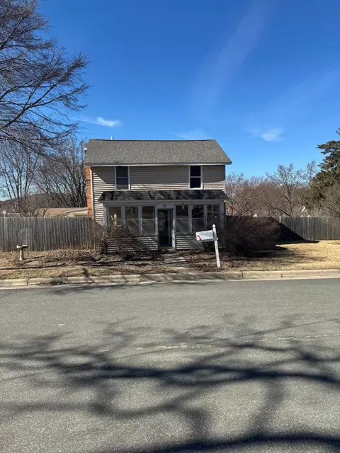 21 Grove St NE, Chatfield, MN 55923
